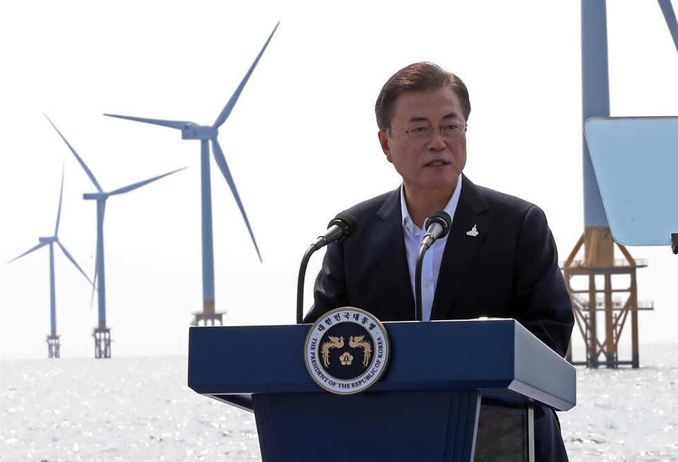 President Moon Jae-in at the Sinan wind farm announcement