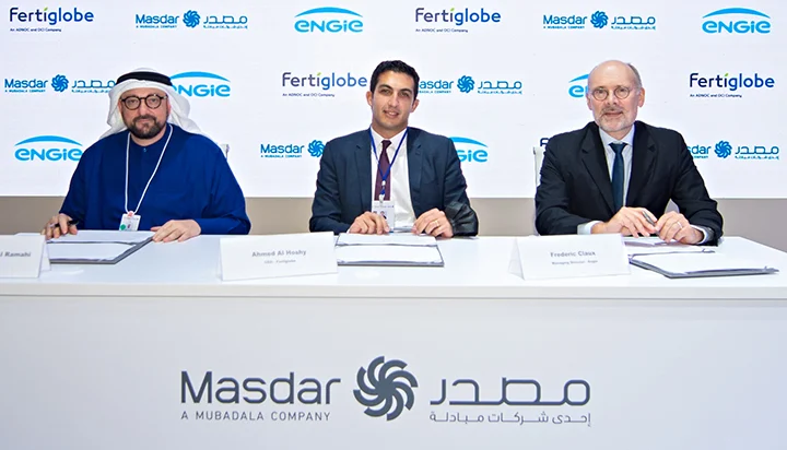 Mohamed Jameel Al Ramahi (CEO, Masdar), Ahmed El-Hoshy (CEO, Fertiglobe) and Frederic Claux (MD - Thermal and Supply AMEA, ENGIE) sign the new agreement. Source: Masdar. 