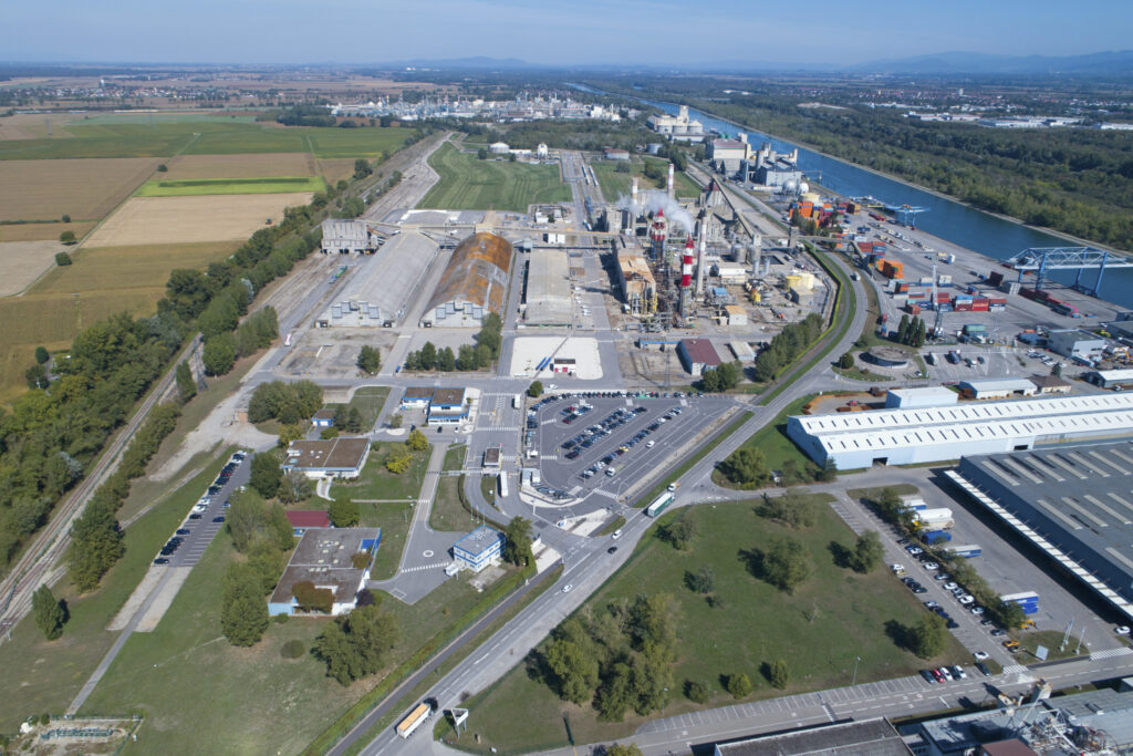 Aerial view of Borealis’ production site in Ottmarsheim, France, where 30 MW of grid-powered electrolysers will be installed. Source: Borealis.