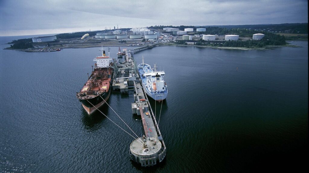 ExxonMobil’s existing terminal & refinery in Slagen, Norway, which could become a low-emissions hub for ammonia & hydrogen maritime fuels. Source: ExxonMobil.