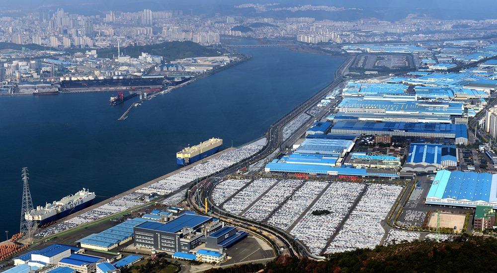 Lotte Fine Chemical has partnered with OCI Global for a multi-year supply of both CCS- based and renewable ammonia to Korea, via the Port of Ulsan. Source: Cruise Mapper.